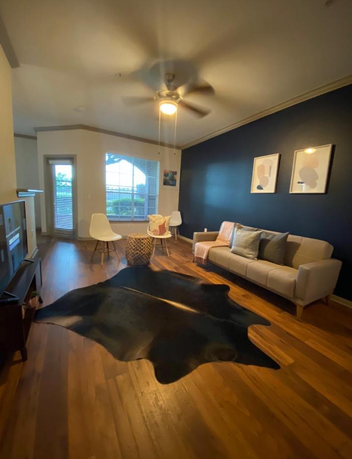 Bright & Modern Galleria Suite! 5 Star Location, Self Check In & Free Parking Houston Exterior foto